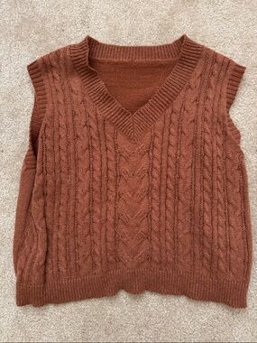 Source Unknown Rust Cable Knit V-Neck Sweater Vest
